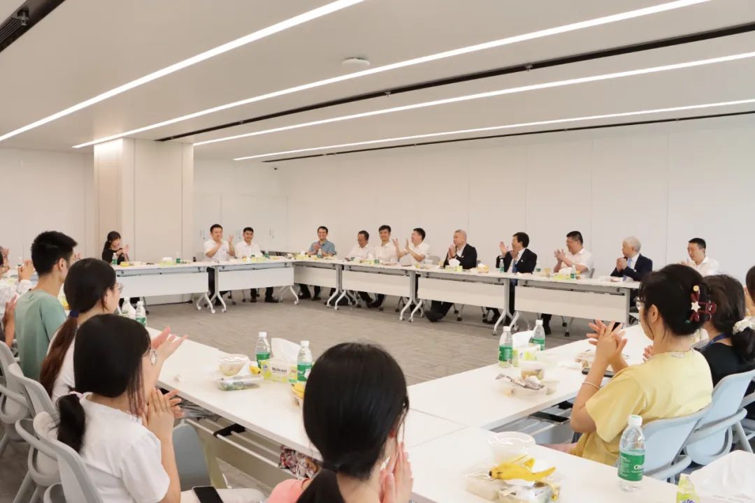 开云kaiyun官方网站党委书记陈文锋、校长王宏斌一行到横琴实验室开展调研