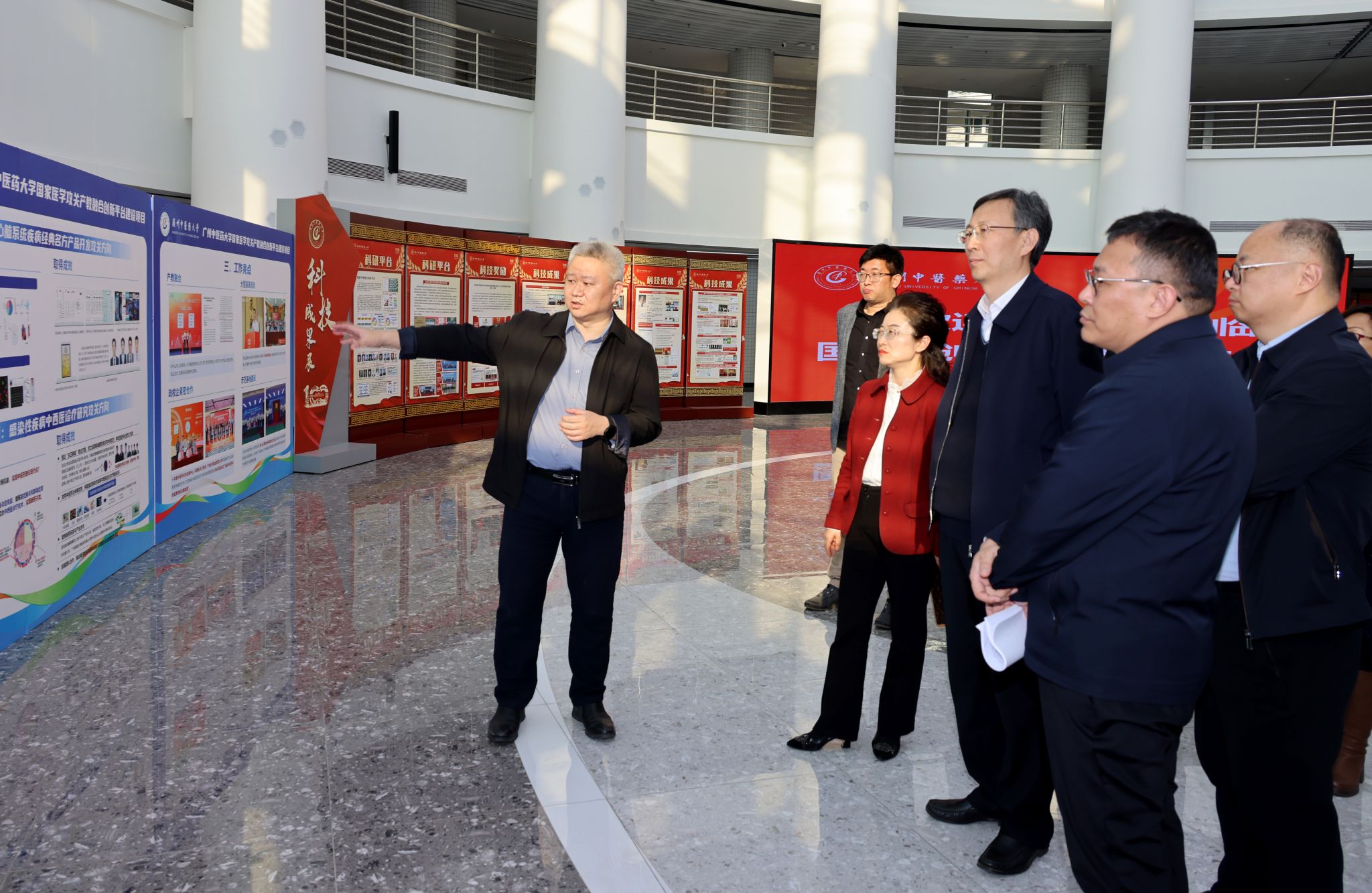 国家药监局副局长杨胜赴开云kaiyun官方网站调研