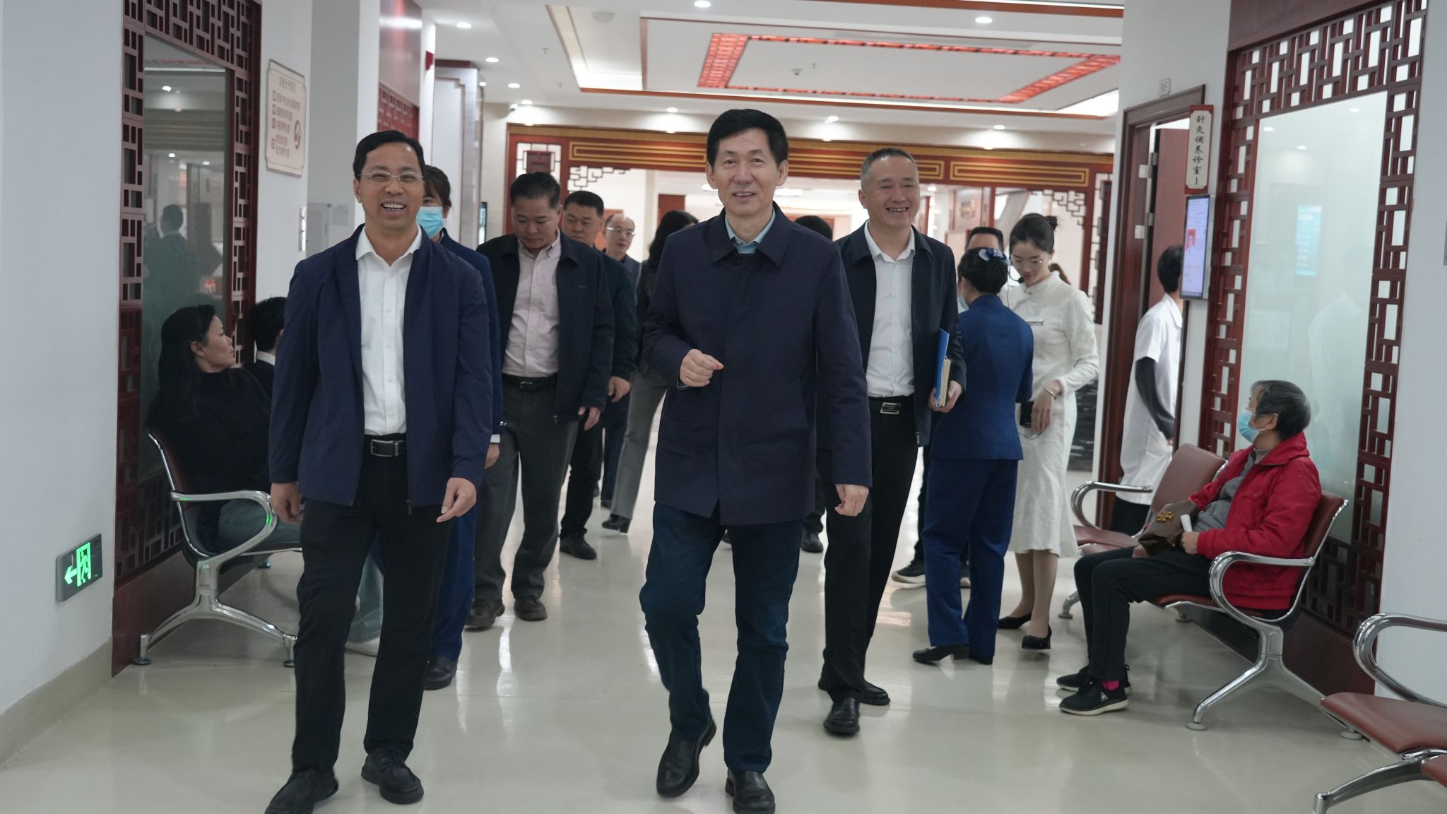 王伟校长一行调研开云kaiyun官方网站惠州医院